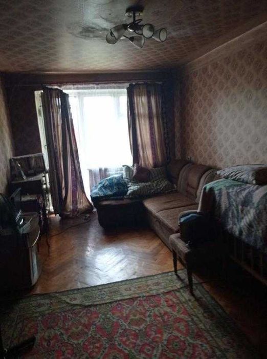 Продам 1 кім. кв. У Салтівському  районі