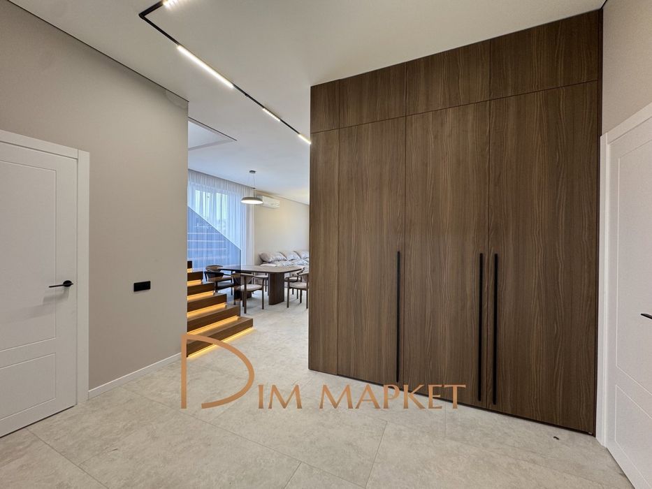 Будинок з новим ремонтом та меблями / закрите КМ / ГАЗ / камін