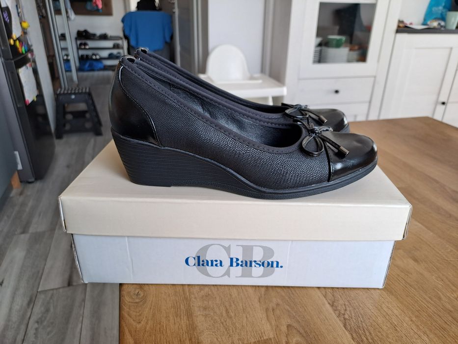 NOWE buty pantofle na koturnie