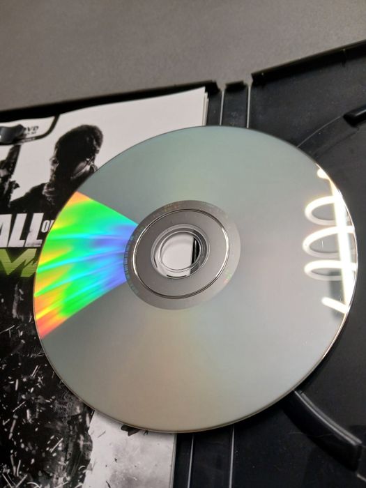 Call of duty MW3 + Dead Space PC dvd
4,97