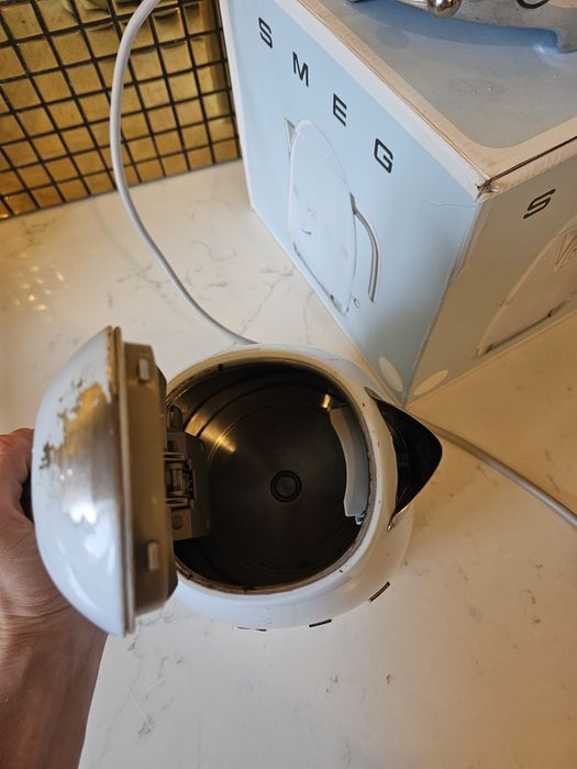 Czajnik SMEG niebieski używany 1,7l Regulacja temperatury