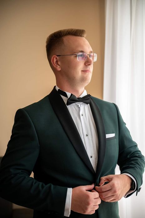 Marynarka smokingowa Pako Lorente z dodatkami