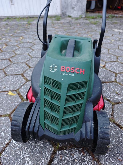 Corta relva bosch