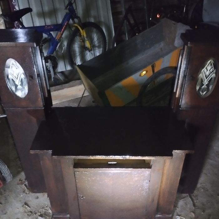 Toaletka PRL po renowacji - lekka, solidna, gotowa do użytku