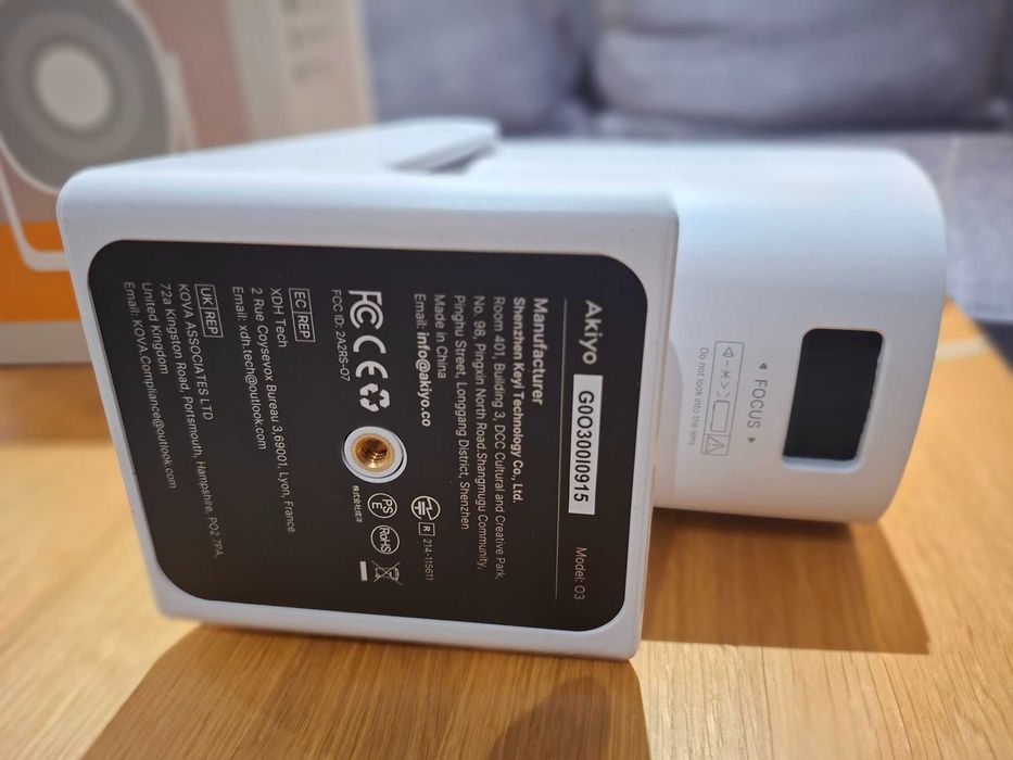 AKIYO O1 – Projektor LED Full HD 1080p | 200 ANSI | Bluetooth