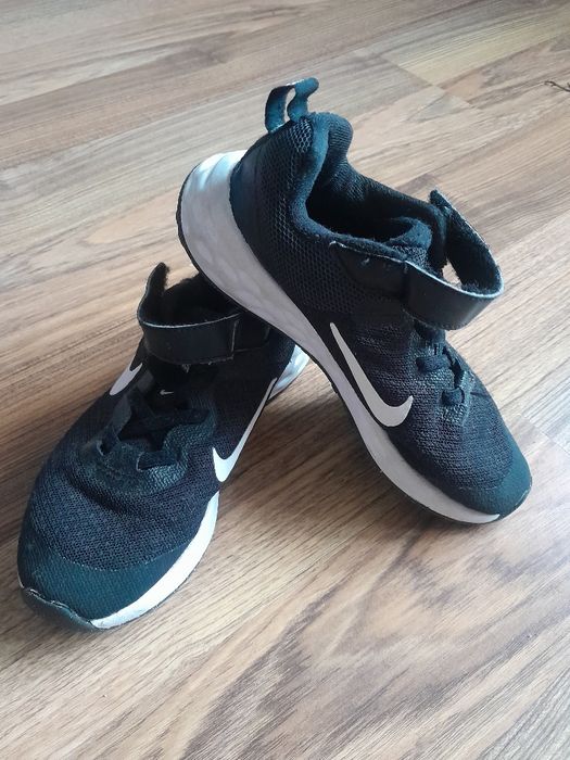 Buty Nike uniseks rozm 30