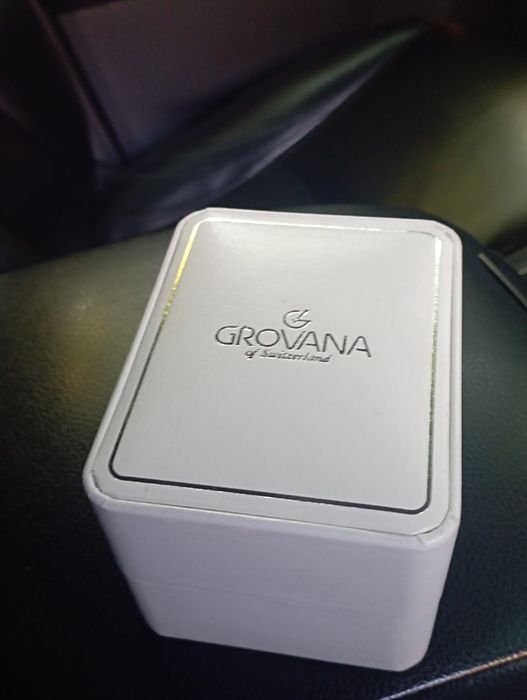 Часы Grovana миханика  Швейцария