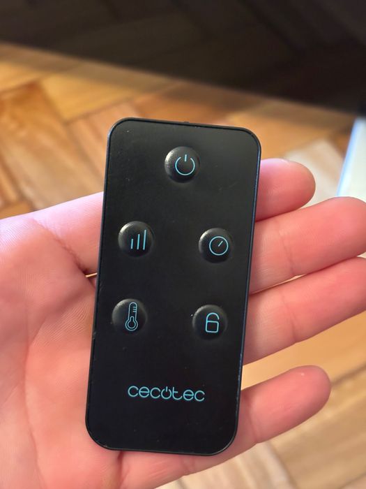 aquecedor digital cecotec com controle remoto em perfeito estado