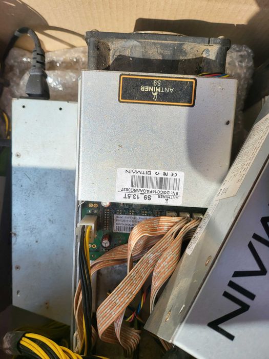 Asic miner s9 робочі і неробочі