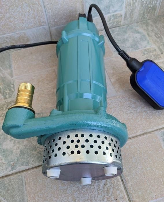 Насос 1.6 кВт з поплавком для відкачування брудної води