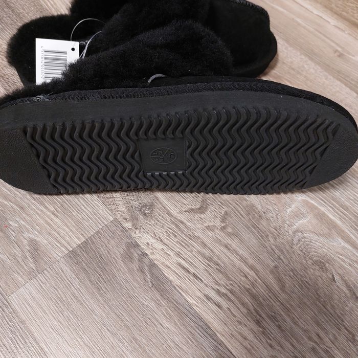 Esmara тапки під ugg