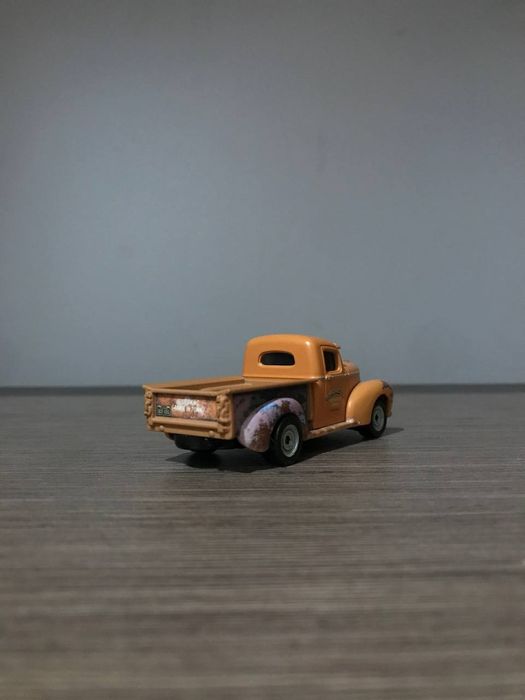 Smokey cars 3 samochód