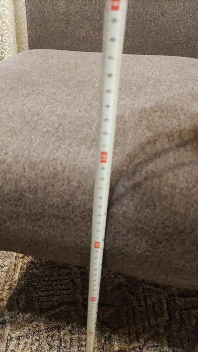 Стілець м'який, ніжки деревг