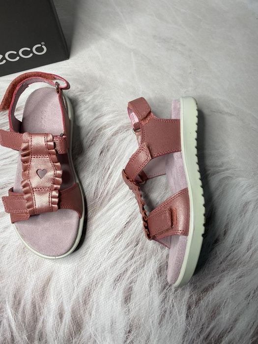 Босоніжки босоножки сандалі сандали Ecco Flora 31 розмір 20см