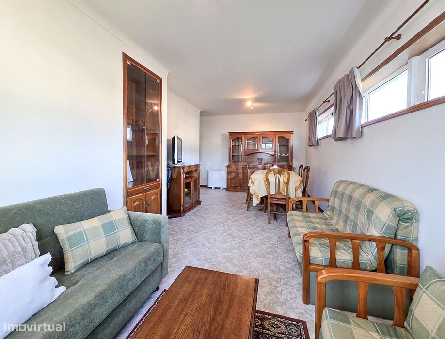 Apartamento T1 com garagem em Areosa, Viana do Castelo
