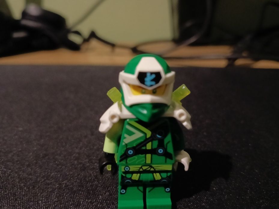 Zielony animowany ludzik lego