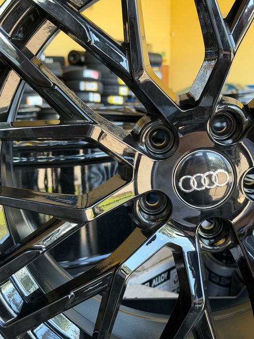 Felgi aluminiowe 19 cali Audi A4 A5 A6 A8 Q3 Q5 czarny połysk
