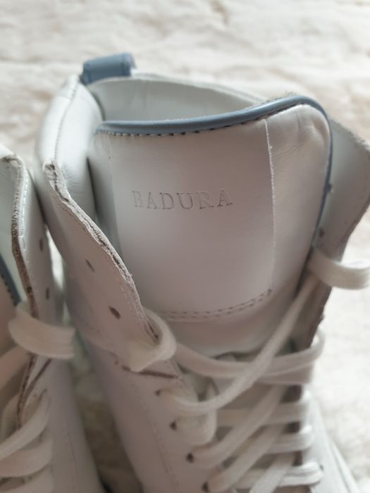 Buty Badura białe skóra 38