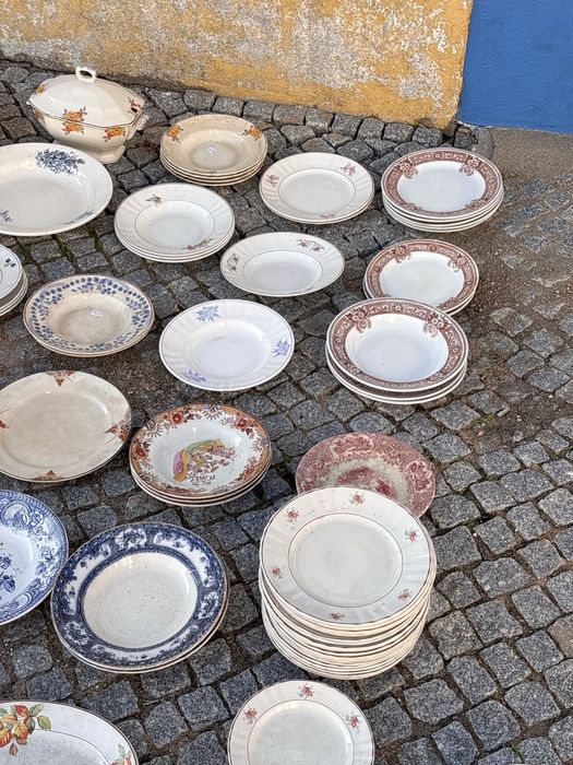 Faiança Real Fabrica de Sacavem -  Antiguidades LVS