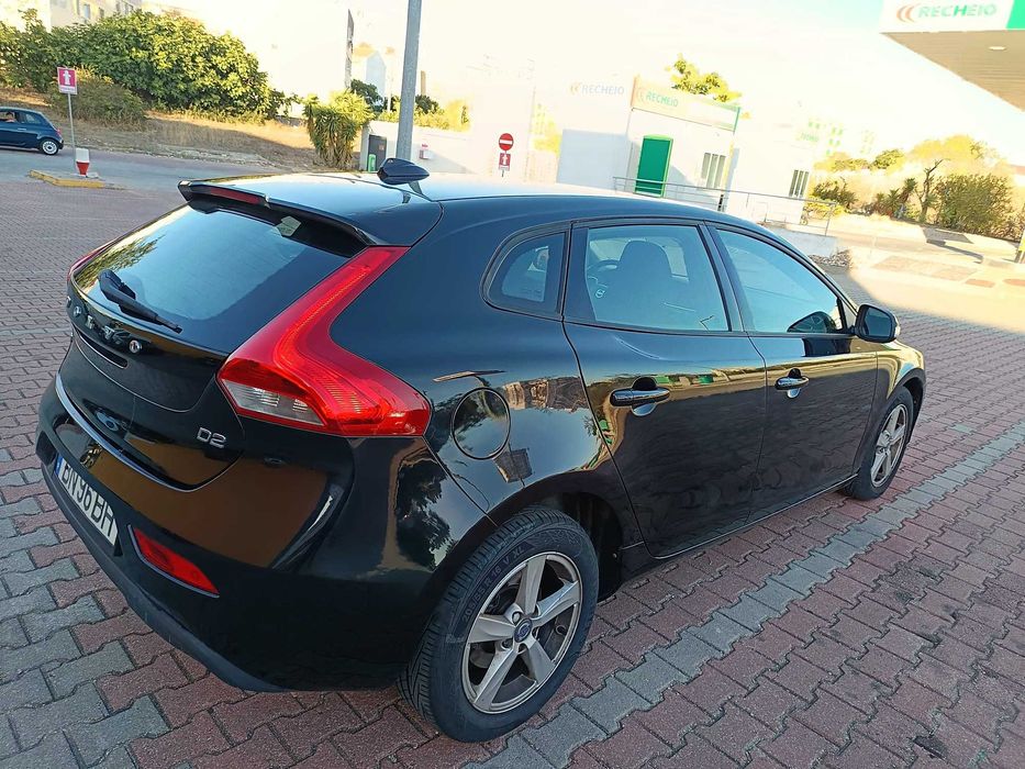 Carro Volvo V40 D2 — photo 4