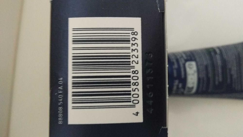 Бритва Gillette Labs (3 картриджа) + подарунок Nivea men