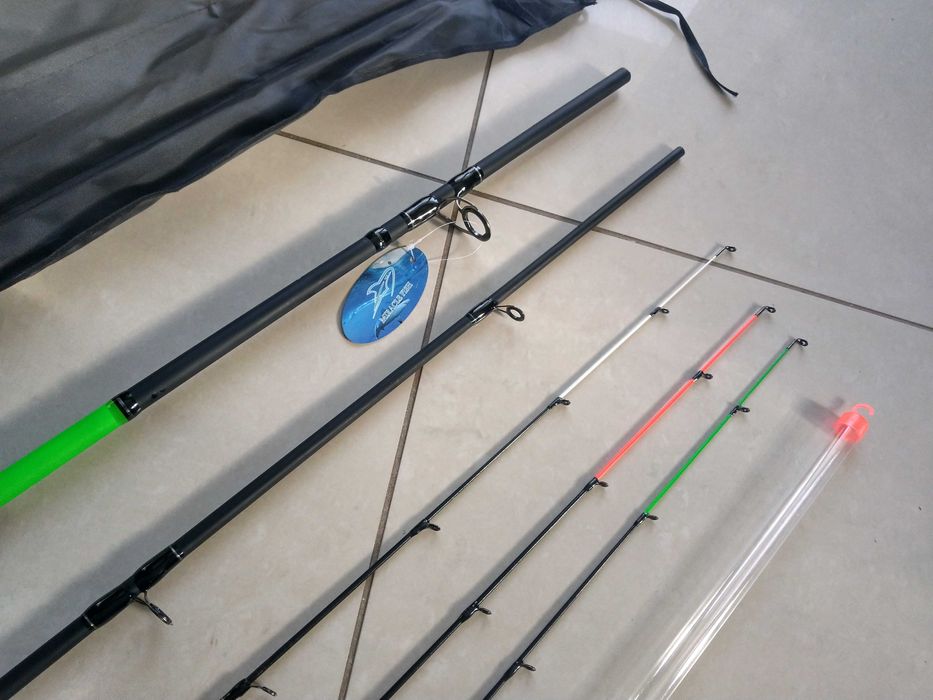 Miracle Fish Feeder 3m 60-180 g węglowy