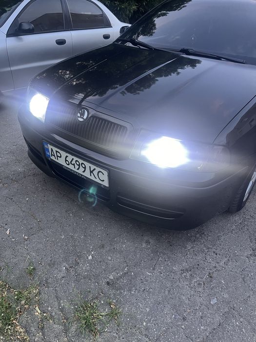 SKODA oktavia тур 1.8 турбо