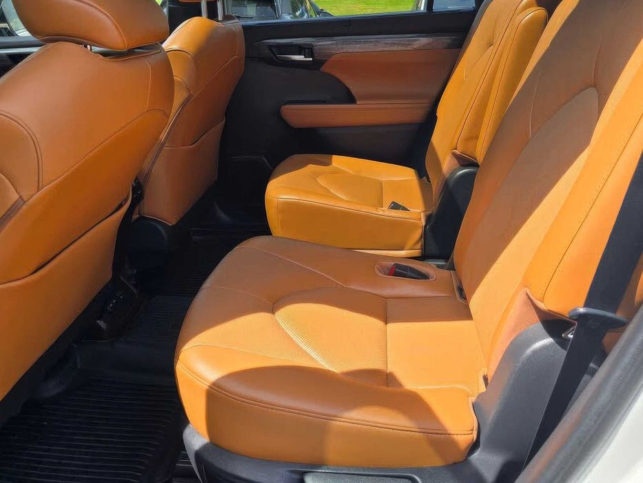 Toyota Highlander Platinum      2022