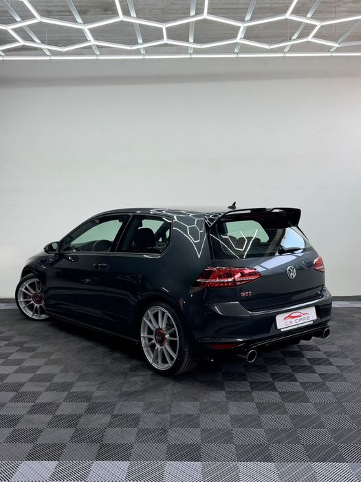 VOLKSWAGEN GOLF 7 GTI Performance
