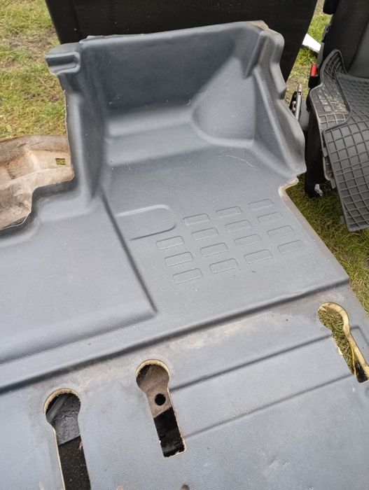 Wykładzina podłogowa scudo Expert Jumpy Proace Wivaro C Zafira D