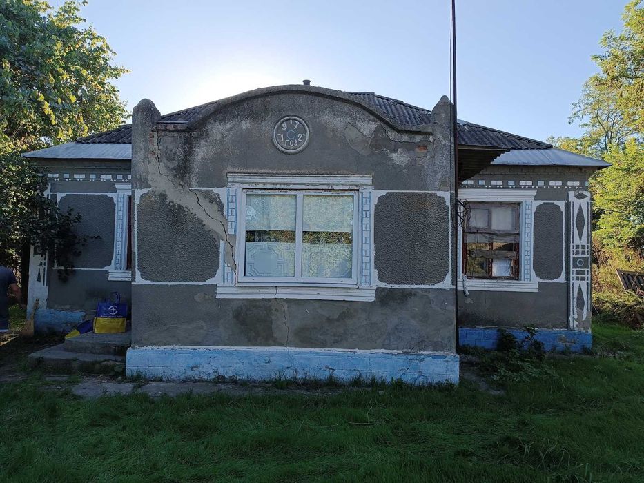 Продам будинок в селі