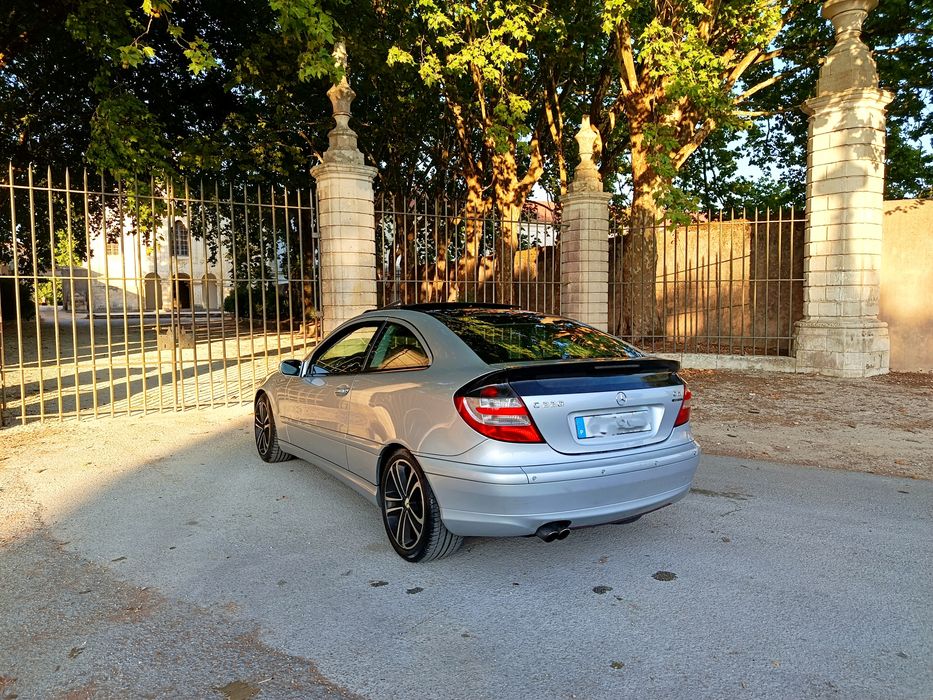 Mercedes-Benz C 220 — fotografia 5