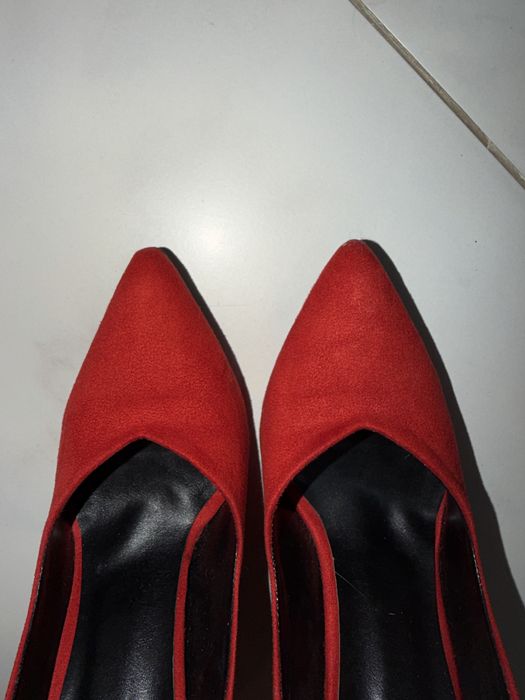 Туфлі лодочки на шпильці 39 розмір замша