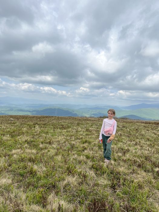 Здається будиночок. Баня і чан є на території