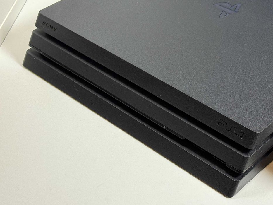 Konsola PlayStation 4 Pro CUH-7216B 1TB z Padem Super Stan Po SPA