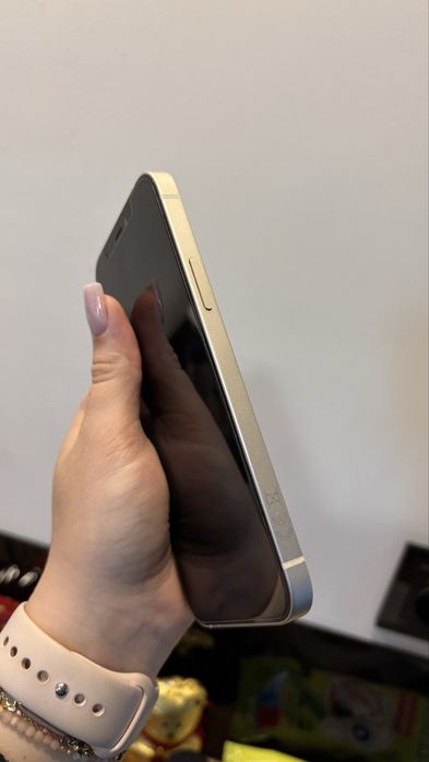 iPhone 12, 128GB, biały, stan bardzo dobry