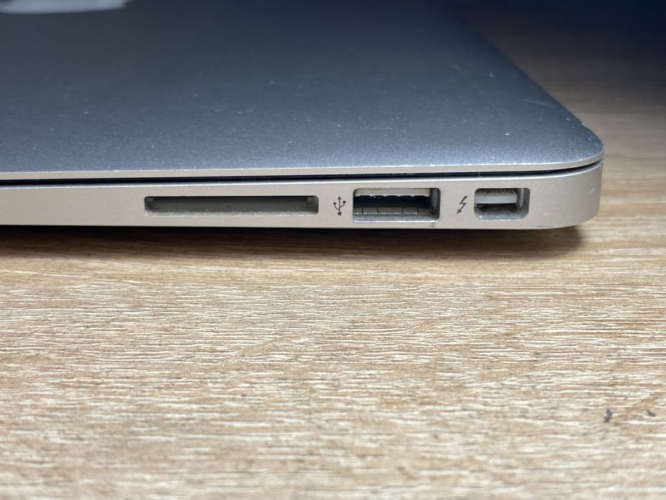 Macbook Air 13” 2013 8/128