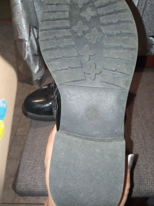 Продам ботиночки