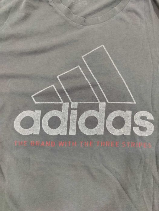 T-shirt Adidas tam. XL em excelente estado