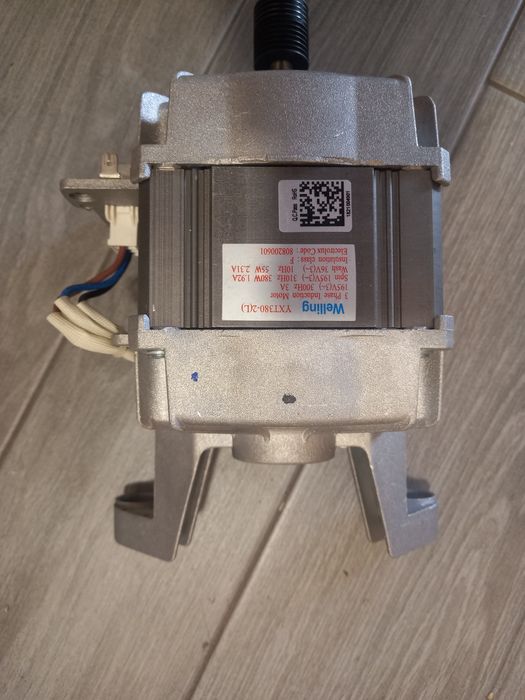 Запчастини на пральну машину AEG L574270SL  ,модуль, двигун і інше