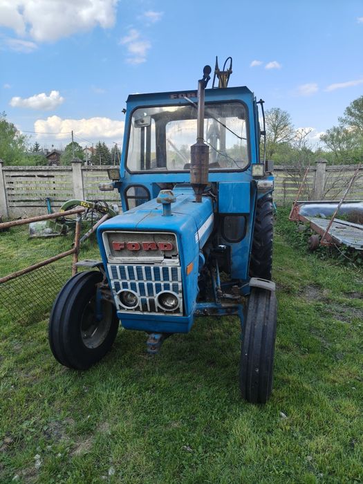 Ford 3000 sprawny technicznie