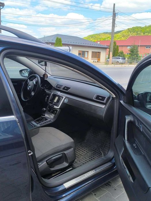 Автомобіль Passat