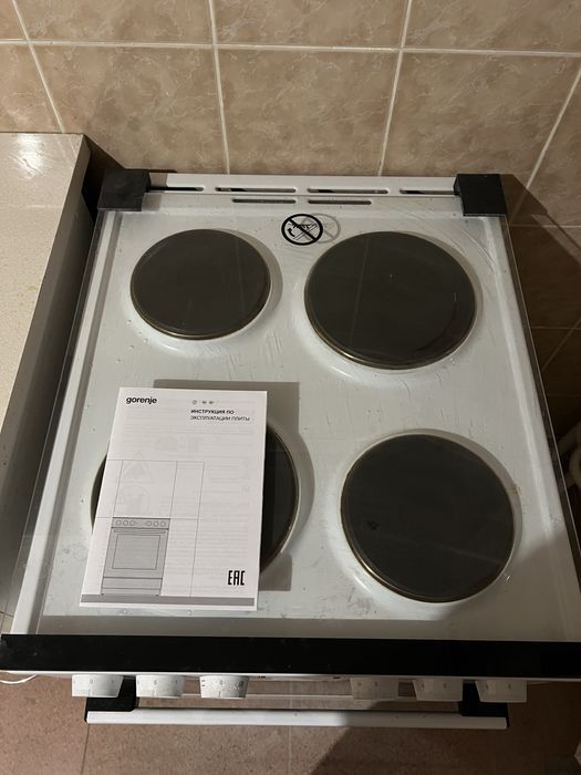 Електрична плита Gorenje GE5A21WH