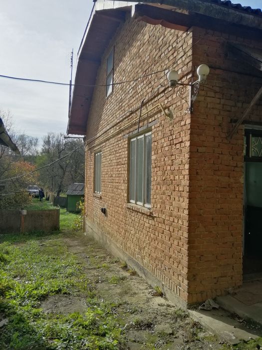 Продам будинок .