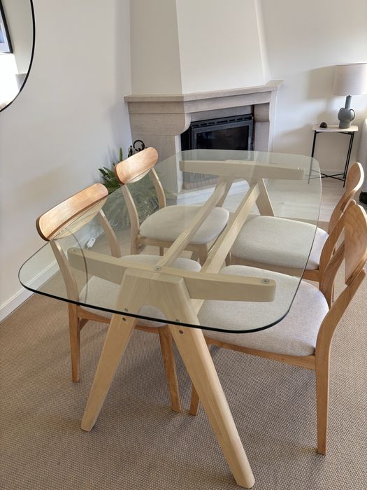 Mesa de jantar 4 lugares