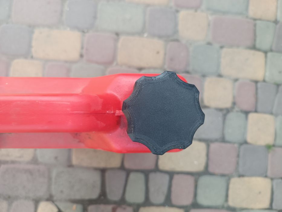 Пробка для  канистры экстрим