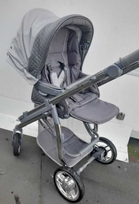 Carrinho de bebe trio Bebecar com base isofix