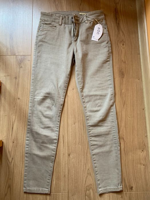 Spodnie beżowe bawełniane jeansowe marki Esprit r. 36. Dł. 7/8 Nowe!
