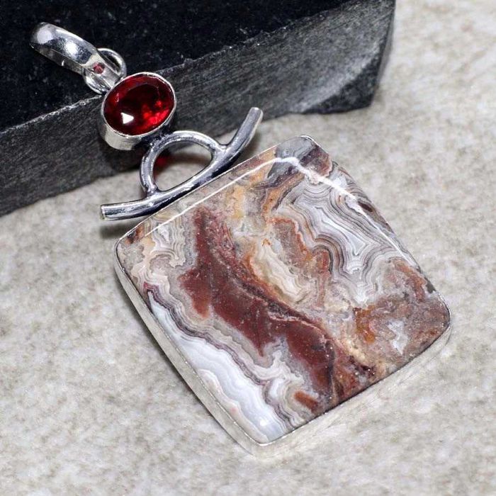 Подвес с кружевным агатом покрытый серебром 925 пробы