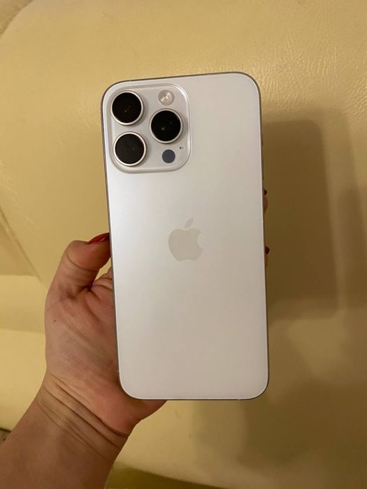 Айфон 15pro Max256Gb